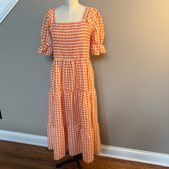 Zesica Dresses & Skirts - Zesica Orange Checkered Midi Dress with Puff Sleeves